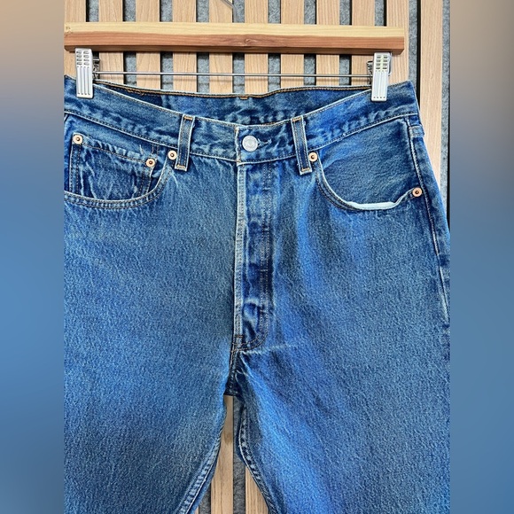 Vintage Levi’s 501 XX- Straight Leg Vintage button fly - made 09/2000 - Picture 10 of 10